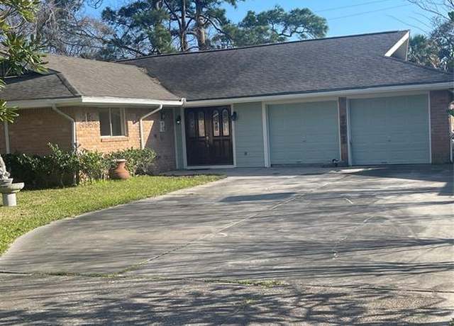 Property at 405 Shadylawn St, Shoreacres, TX 77571, 4 beds, 2 baths