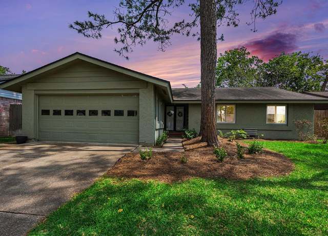 Property at 16811 Paint Rock Rd, Friendswood, TX 77546, 4 beds, 2 baths