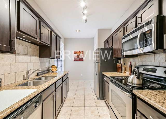 Property at 2255 Braeswood Park #183, Houston, TX 77030, 1 bed, 1 bath
