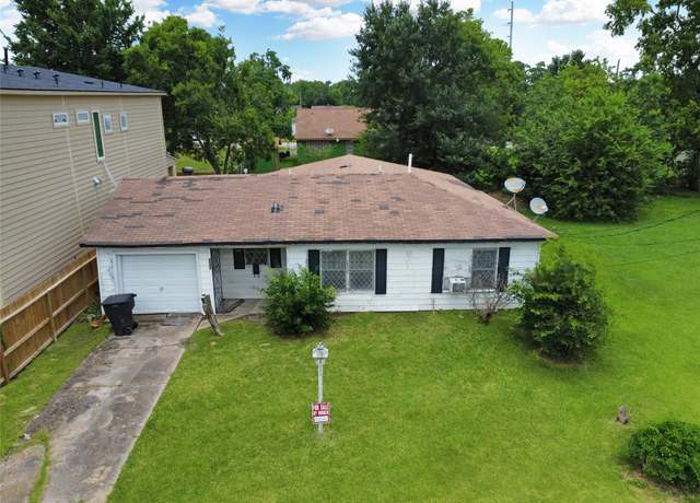 Property at 3521 Mount Pleasant St, Houston, TX 77021, 3 beds, 1 bath