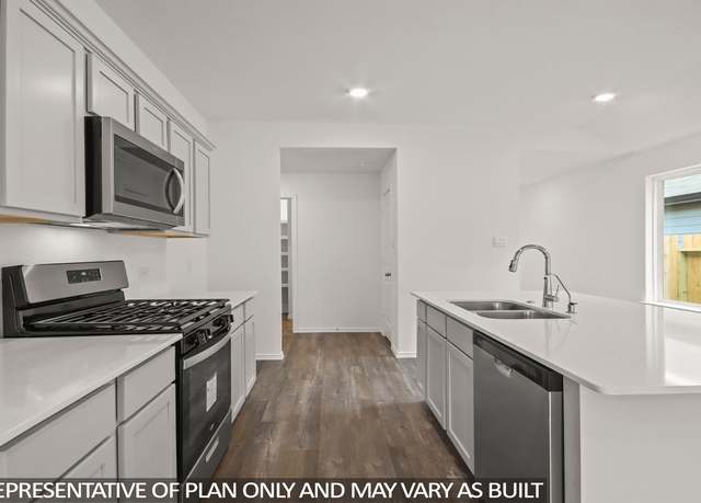 Property at 551 Belle Springs Ln, Conroe, TX 77301, 3 beds, 2 baths