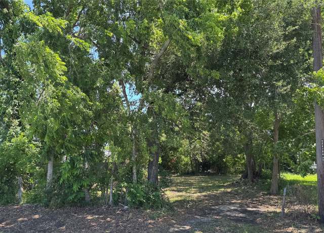 Property at 2506 Harlem St, Houston, TX 77020
