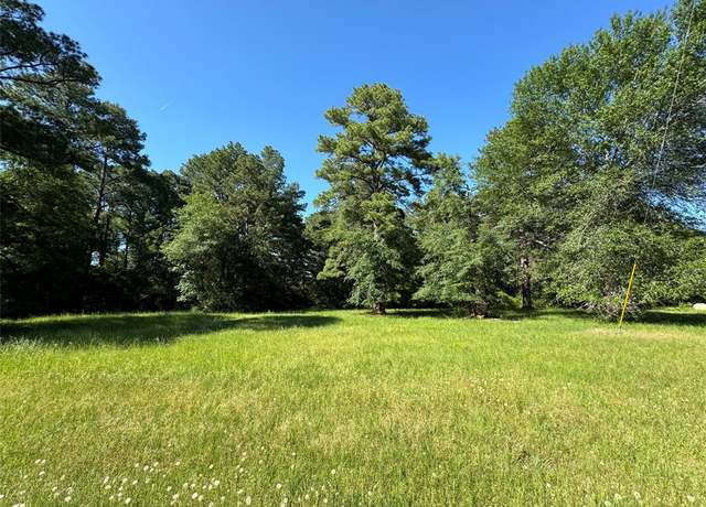 Property at 28 Oakridge North, Trinity, TX 75862
