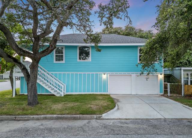 Property at 2828 Avenue O 1/2, Galveston, TX 77550, 4 beds, 3 baths