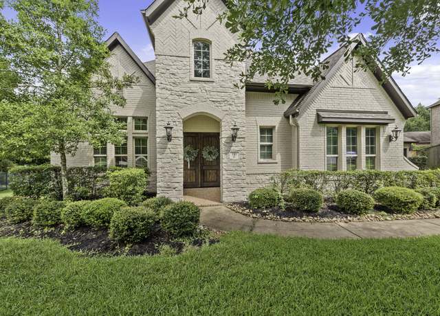 Property at 110 Pickerel Pt, Montgomery, TX 77316, 5 beds, 4.5 baths