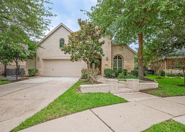 Property at 19339 Oxford Haven Dr, Cypress, TX 77433, 5 beds, 4.5 baths