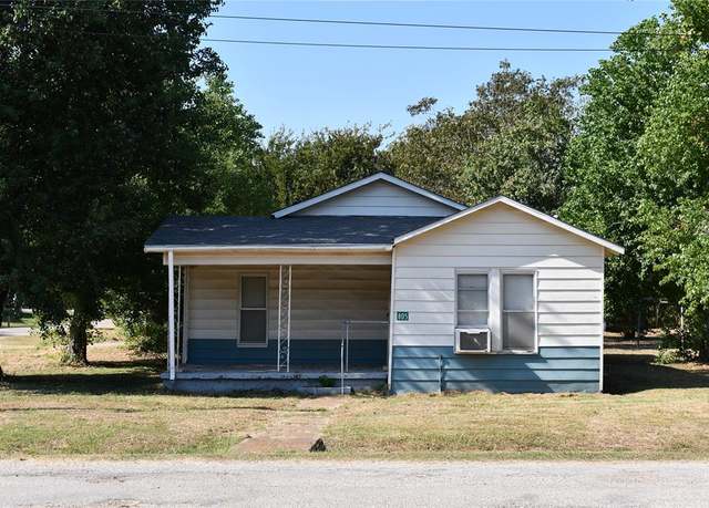 Property at 805 Caldwell St, Lexington, TX 78947, 2 beds, 1 bath