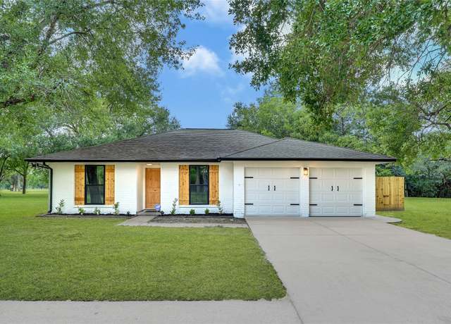 Property at 7123 Shady Vale Ln, Houston, TX 77040, 4 beds, 2 baths