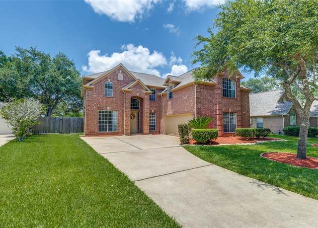 Property at 8106 Meadow Pond Dr, Missouri City, TX 77459, 5 beds, 3 baths