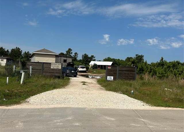 Property at 301 Road 5232, Cleveland, TX 77327, 4 beds, 3 baths