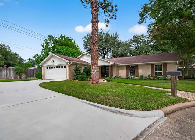 Property at 2834 Fontana Dr, Houston, TX 77043, 4 beds, 2 baths
