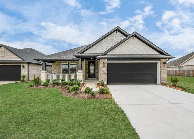 Property at 15885 Hayes Market Loop, Conroe, TX 77302, 3 beds, 2 baths