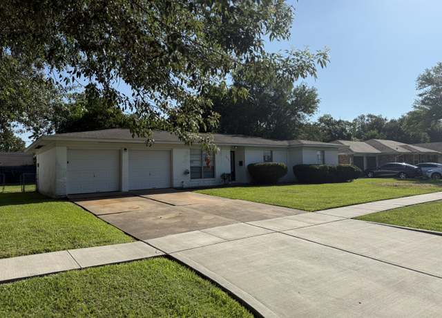 Property at 10331 Collingswood Rd, La Porte, TX 77571, 3 beds, 2 baths