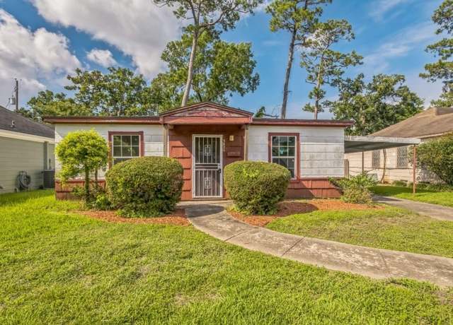 Property at 3826 Blodgett St, Houston, TX 77004, 3 beds, 1 bath