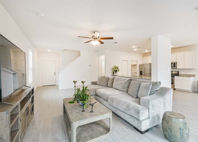 Property at 19611 Marsh Pine Ln, Porter, TX 77365, 3 beds, 2.5 baths