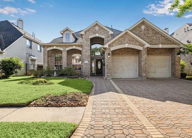 Property at 14330 Dunrobin Way, Sugar Land, TX 77498, 4 beds, 3.5 baths