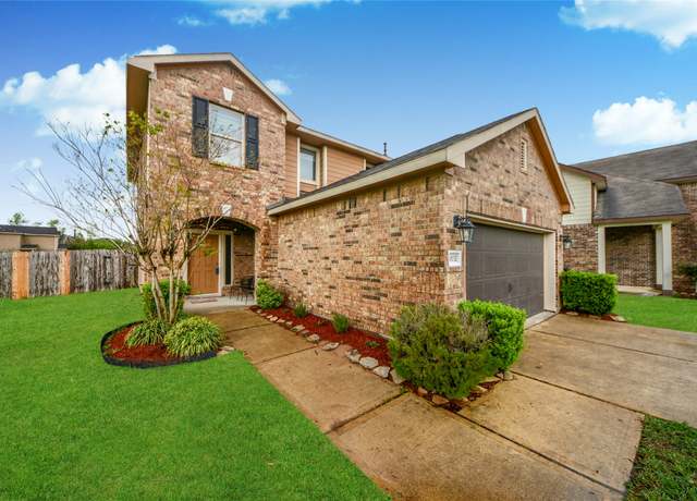 Property at 10132 Blue Point Juniper Dr, Houston, TX 77075, 4 beds, 2.5 baths