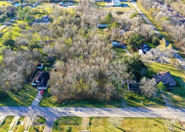 Property at 7810 Masters Rd, Manvel, TX 77578
