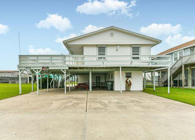 Property at 4214 Liberty Dr, Galveston, TX 77554, 3 beds, 2 baths
