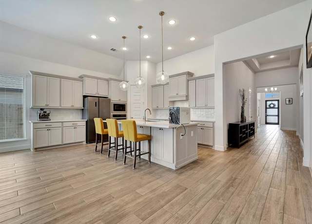 Property at 10438 Carina Cloud Ln, Richmond, TX 77406, 4 beds, 3 baths