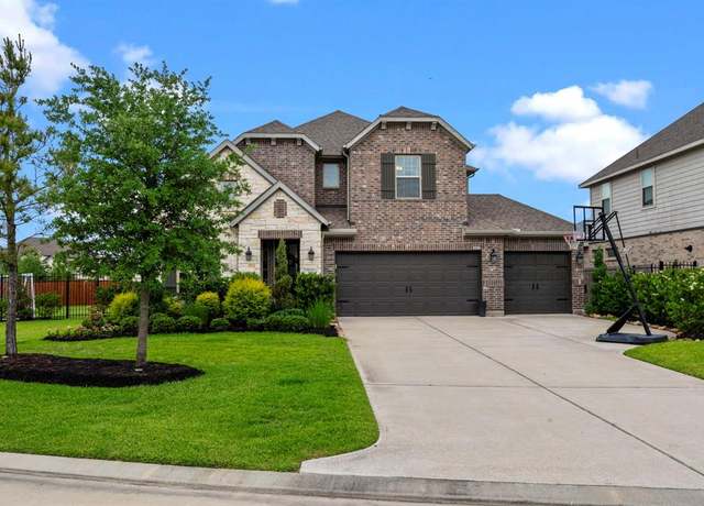 Property at 102 Cedar Hammock Trl, The Woodlands, TX 77375, 4 beds, 3.5 baths