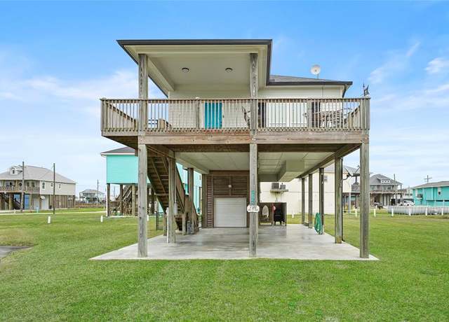 Property at 962 Driftwood Dr, Crystal Beach, TX 77650, 2 beds, 2 baths