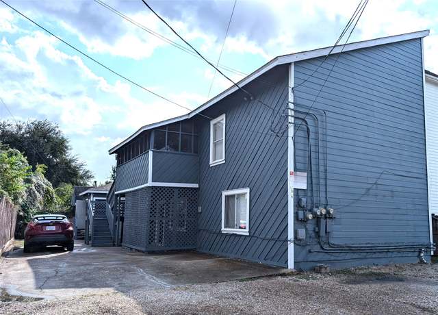 Property at 704 E 22nd St, Houston, TX 77008, 2 beds