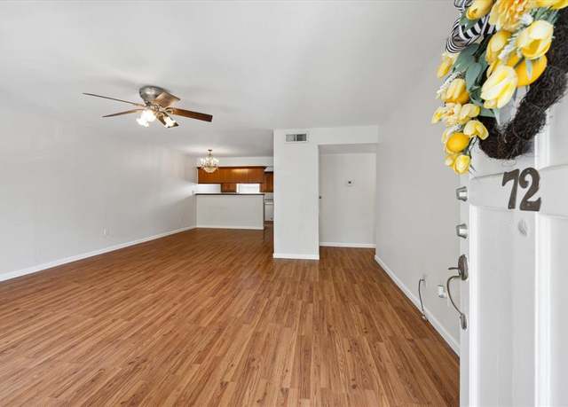 Property at 14333 Memorial Dr #72, Houston, TX 77079, 3 beds, 2 baths