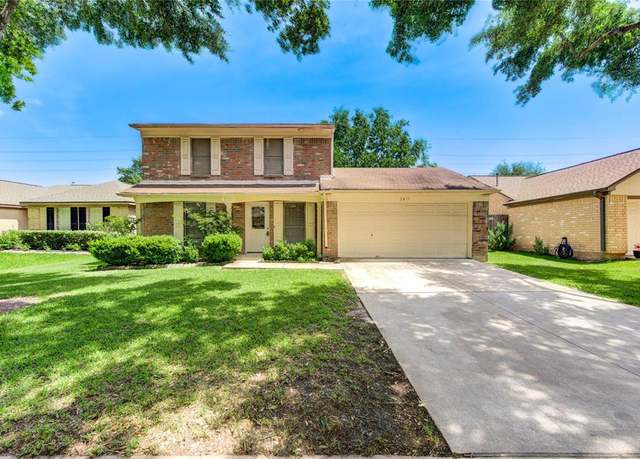 Property at 2815 Lakefield Way, Sugar Land, TX 77479, 3 beds, 2 baths