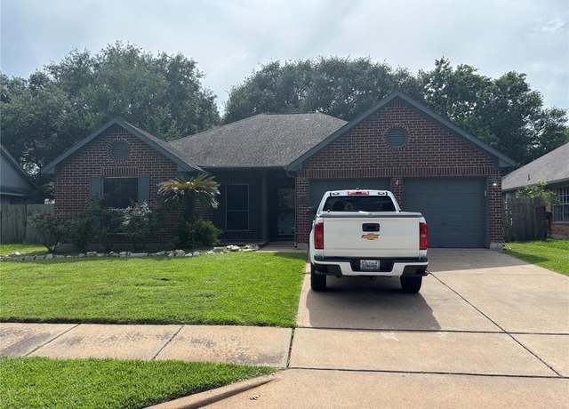 Property at 16318 Dawncrest Way, Sugar Land, TX 77498, 4 beds, 2 baths