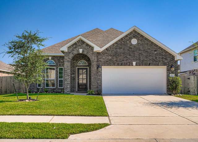 Property at 6112 Tomorrow Cir, Pearland, TX 77584, 4 beds, 2 baths