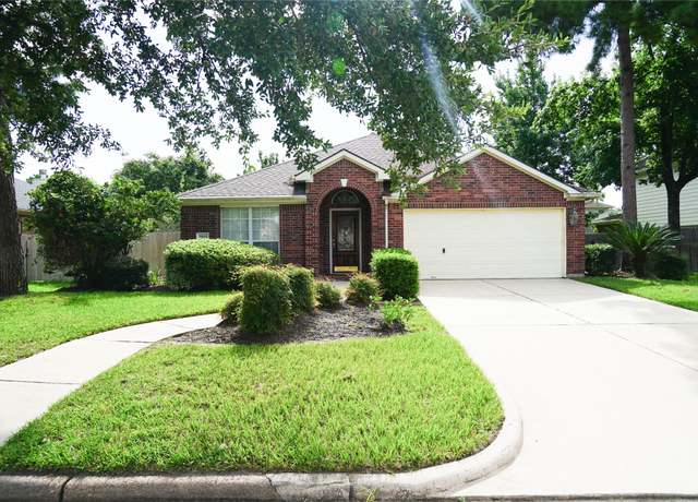 Property at 18610 Polo Meadow Dr, Humble, TX 77346, 4 beds, 2 baths