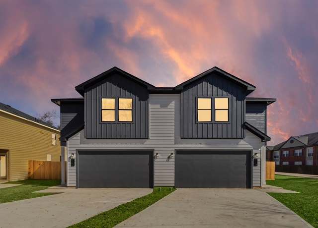 Property at 516 Clinton St Unit A-B, Conroe, TX 77301, 3 beds, 2 baths