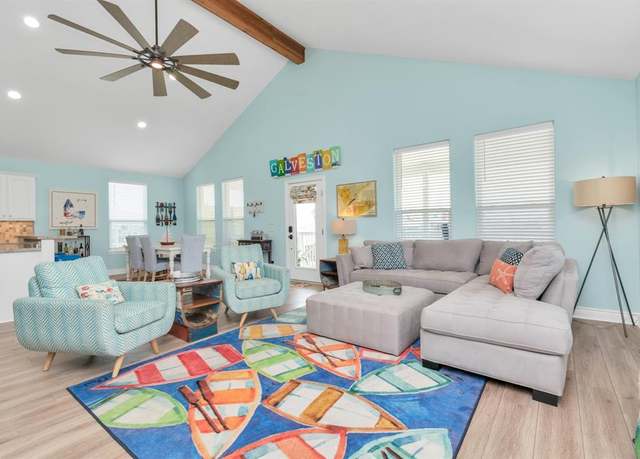 Property at 4019 Ector Dr, Galveston, TX 77554, 3 beds, 2 baths
