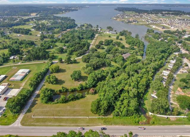 Property at 12159 Fm 830 Rd, Willis, TX 77318