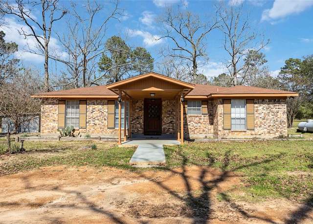 Property at 16273 Weaver Ln, Conroe, TX 77303, 3 beds, 2 baths
