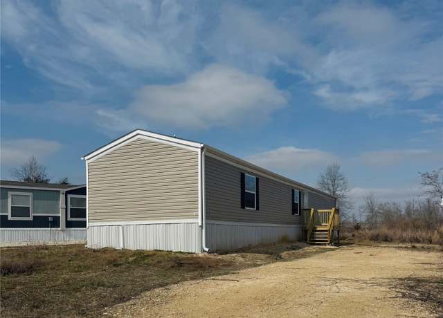 Property at 455 Road 5202, Cleveland, TX 77327, 3 beds, 2 baths