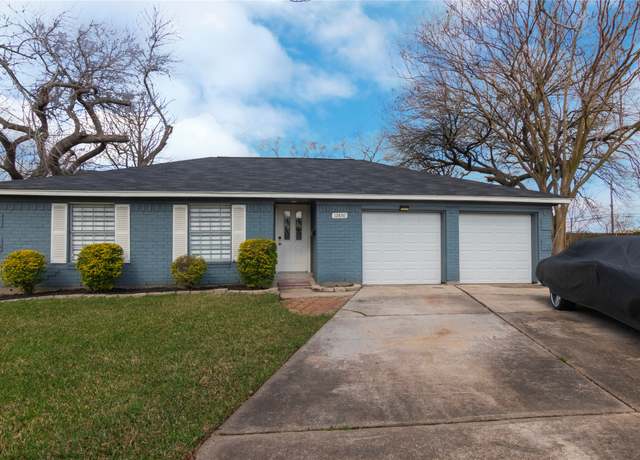 Property at 12830 Gotham Dr, Houston, TX 77089, 3 beds, 2 baths