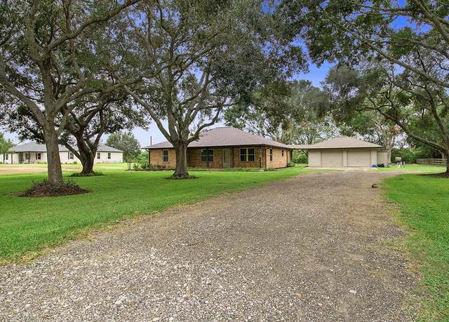 Property at 9819 Ironwood Ln, Fairchilds, TX 77469, 3 beds, 2 baths