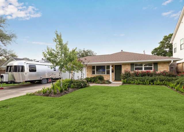 Property at 2106 Latexo Dr, Houston, TX 77018, 3 beds, 2 baths