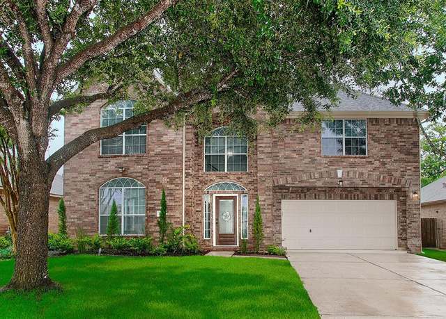 Property at 2037 Borthwick Ln, Conroe, TX 77301, 4 beds, 2.5 baths
