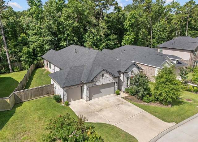 Property at 223 Fawn Valley Trl, Willis, TX 77318, 3 beds, 2.5 baths