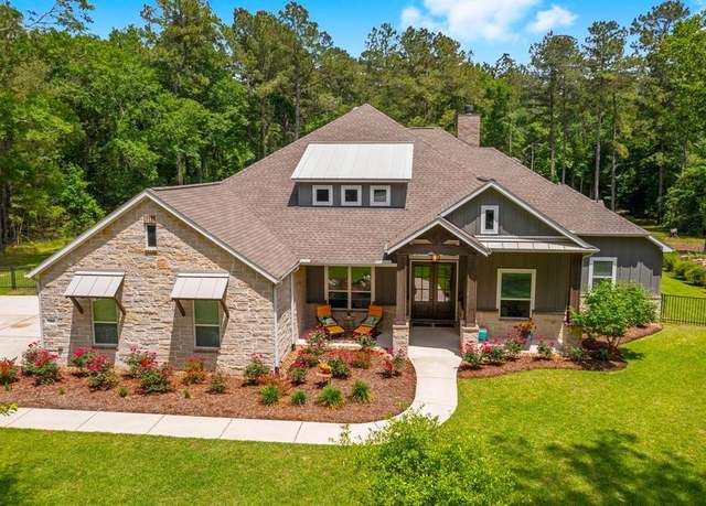 Property at 262 Fire Sky Rd, Huntsville, TX 77340, 3 beds, 3.5 baths