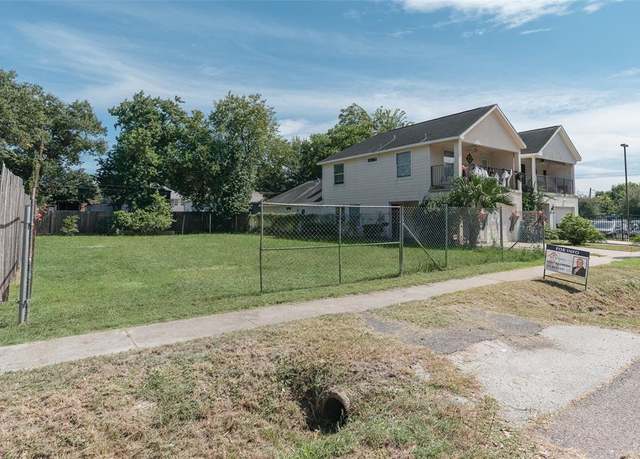 Property at 0 Mckee St, Houston, TX 77026