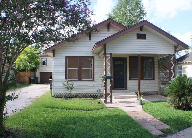 Property at 7704 Elvera St, Houston, TX 77012, 3 beds, 2 baths