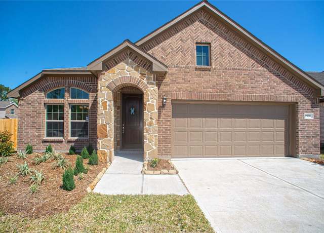 Property at 2926 Grand Hawthorne Rd, Conroe, TX 77385, 4 beds, 2 baths
