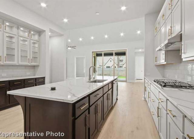 Property at 103 Silverbow Creek Way, Conroe, TX 77304, 4 beds, 3.5 baths