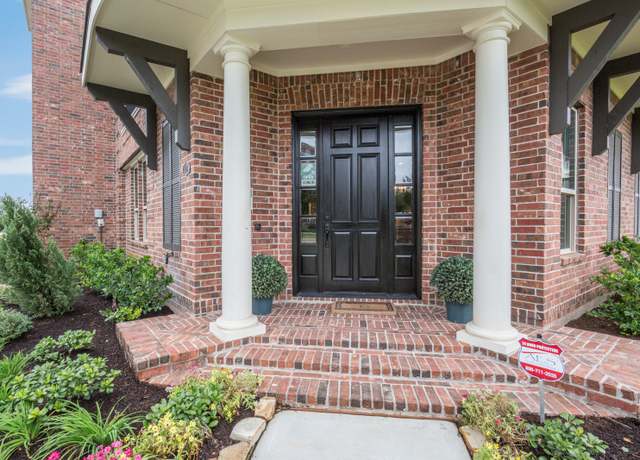 Property at 730 Imperial Blvd, Sugar Land, TX 77498, 4 beds, 4.5 baths