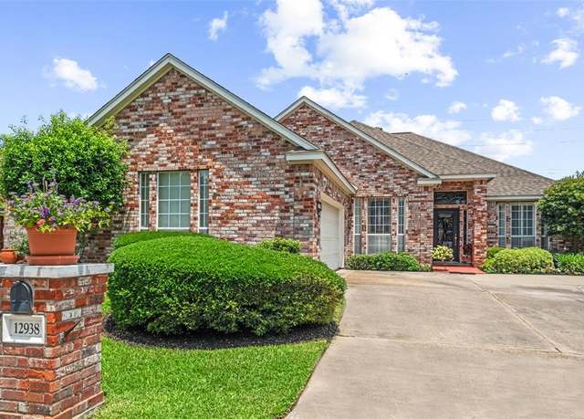 Property at 12938 Quail Park Dr, Cypress, TX 77429, 3 beds, 2 baths