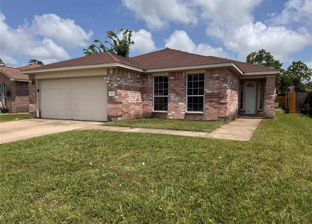 Property at 4042 Cary Creek Dr, Baytown, TX 77521, 4 beds, 2 baths